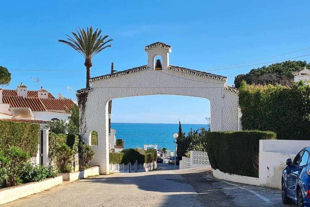 Cala Beach House Duplex Vistas Mar Piscina Parking Ла-Кала-де-Михас Экстерьер фото